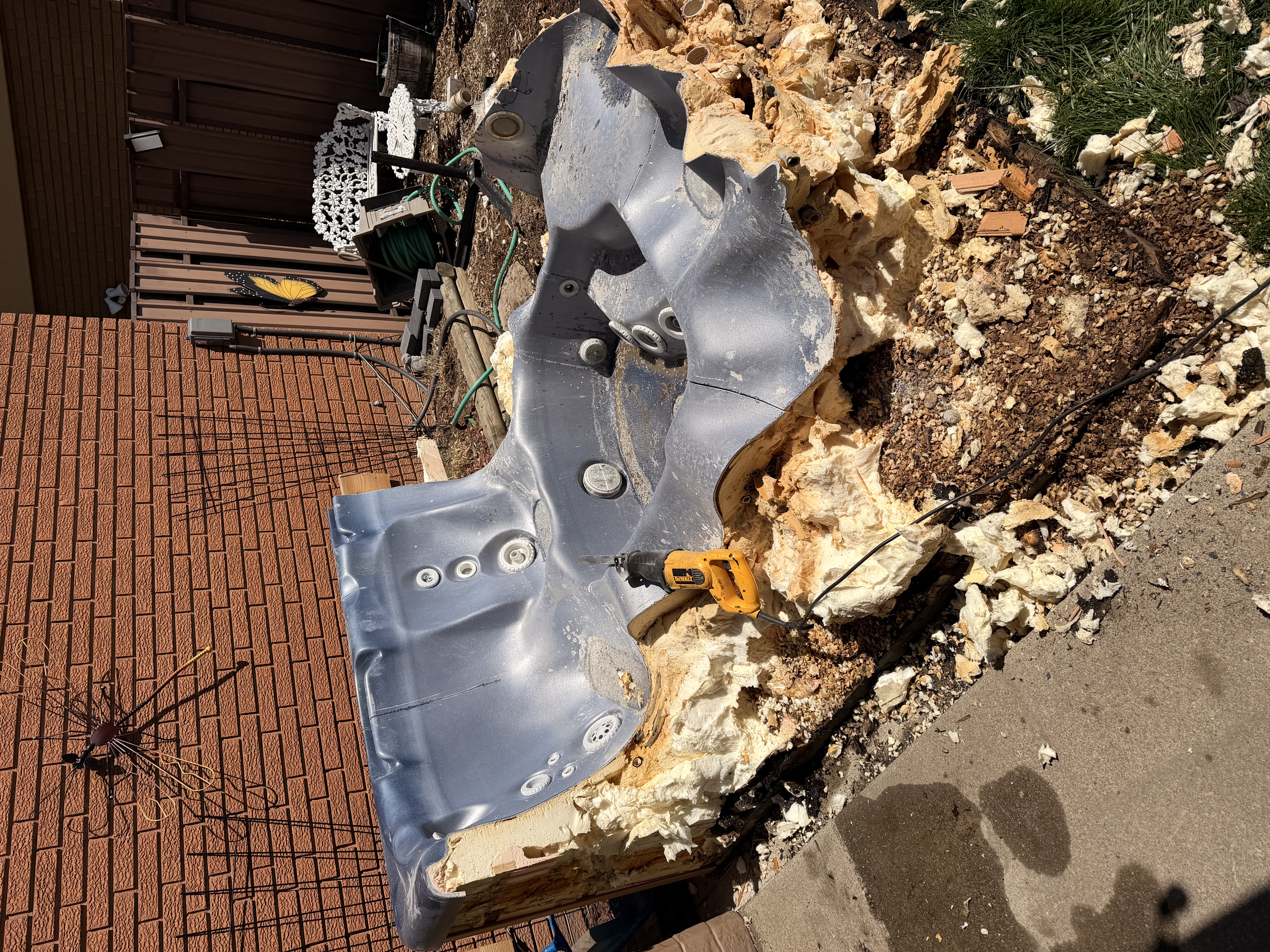 Dismantled hot tub pieces